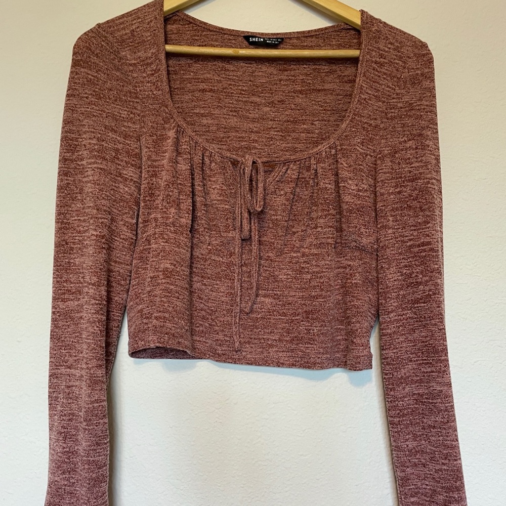 SHEIN Cropped Long Sleeve Peasant Top